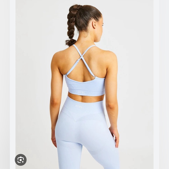 AYBL USA - Motion Seamless Sky Blue Gym Workout Set - Picture 3 of 9